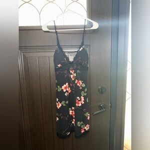 Gilligan & O'Malley Black Floral Lace Trim Night Slip